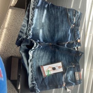 Curvy hi rise  denim shorts tags on brand new